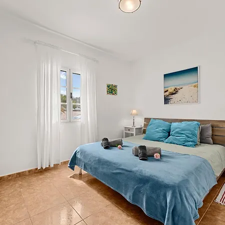 Playa Dorada Bajos 公寓 *