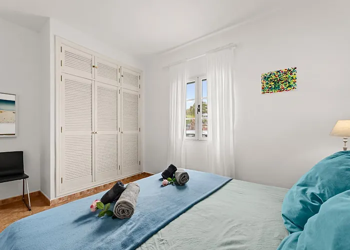 Playa Dorada Bajos Playa Blanca (Lanzarote)